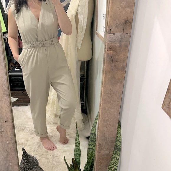 Zara tan pant jumpsuit romper size medium with belt - Picture 1 of 4